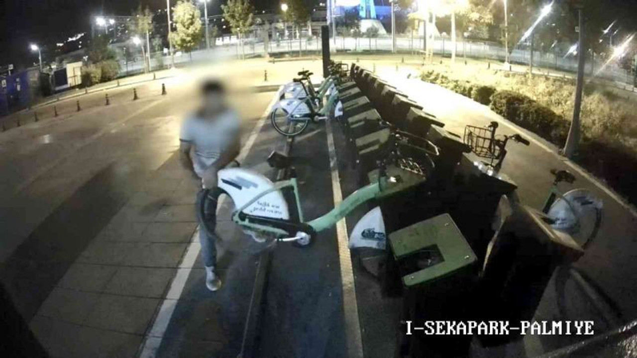 Belediyeye ait bisikletler böyle çalındı!