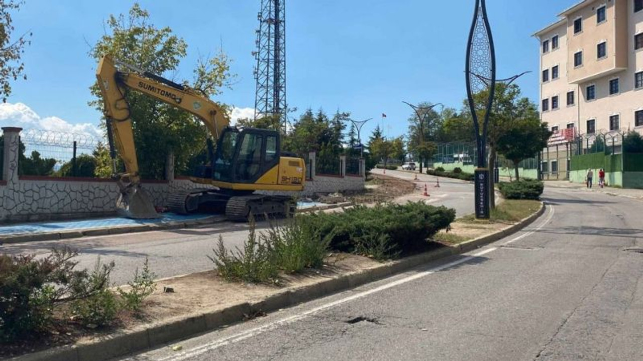 Gündoğdu'da o bulvarda otopark çalışması yapılıyor!