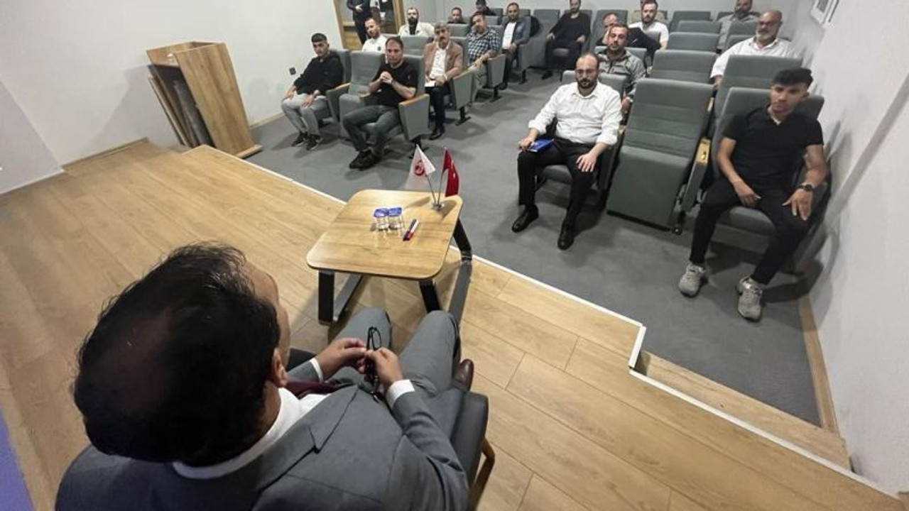 "Siyasetin formülü nedir?"