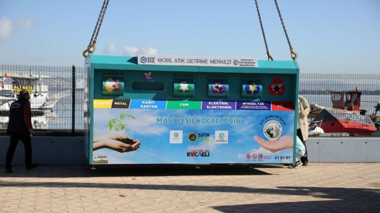 Büyükşehirden 12 ilçeye Mobil Atık Getirme Merkezi!