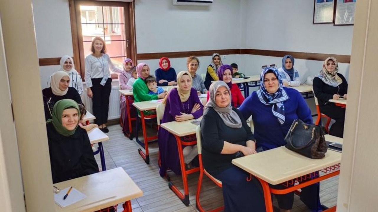 Kadınlara yönelik ücretsiz diksiyon kursu açıldı!
