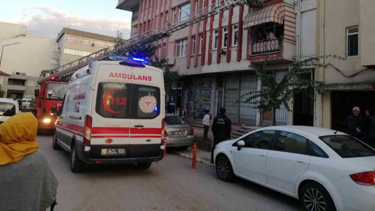 İtfaiye ekipleri yatalak hasta için seferber oldu