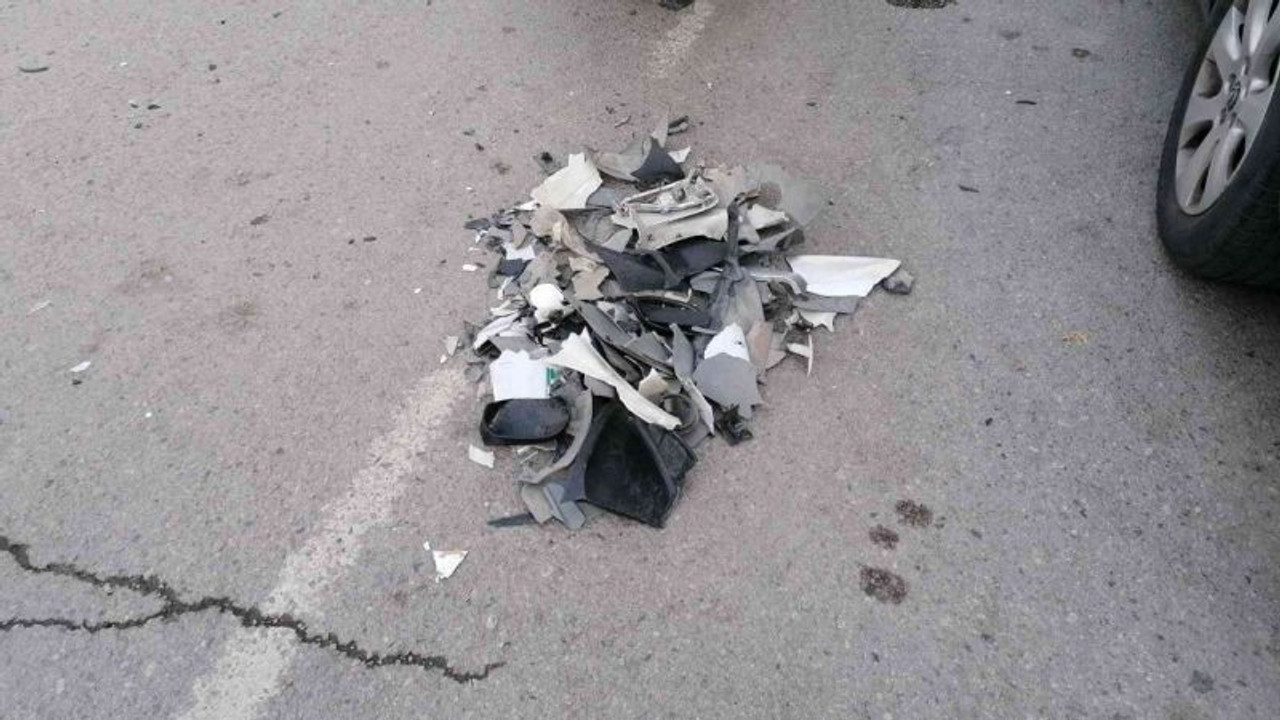 Otomobille çarpışan motokurye yaralandı