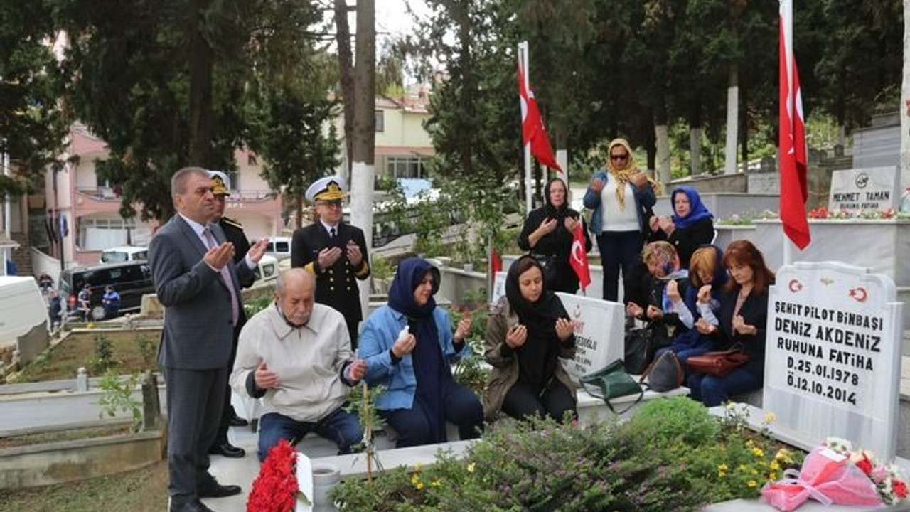 Şehit Deniz Akdeniz mezarı başında anıldı