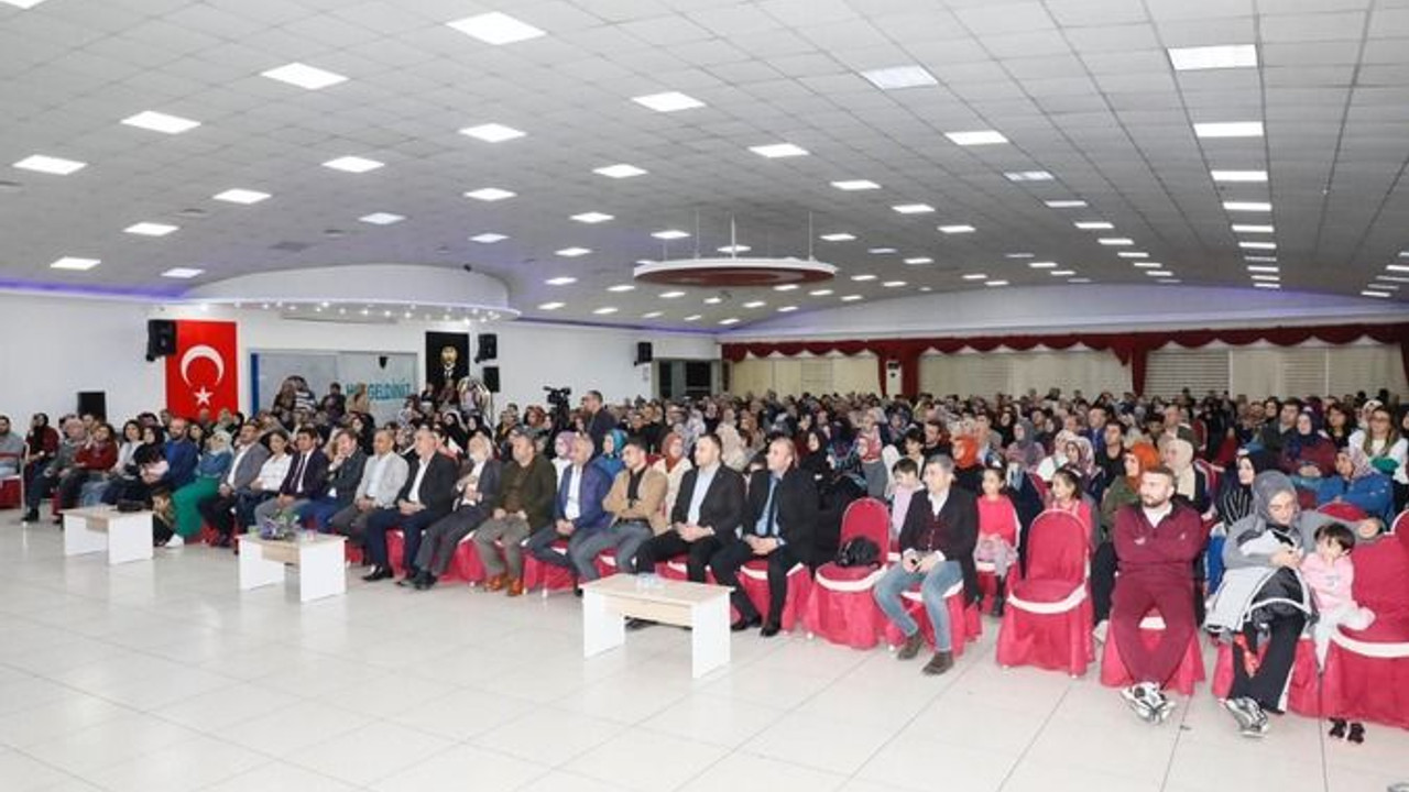 Hayati İnanç Körfez'de yüreklere dokundu