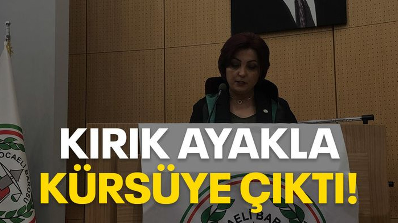 Kırık ayakla kürsüye çıktı