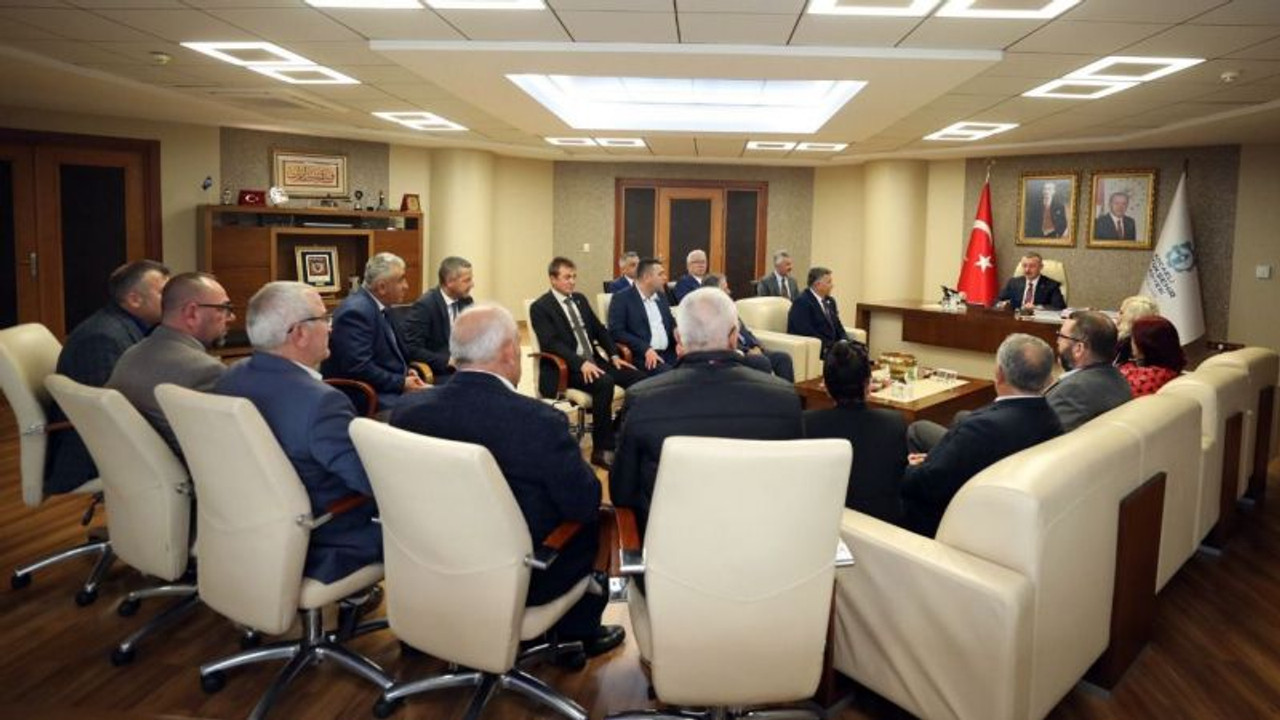 Büyükakın: Hizmetlerimizde muhtarların imzası var!