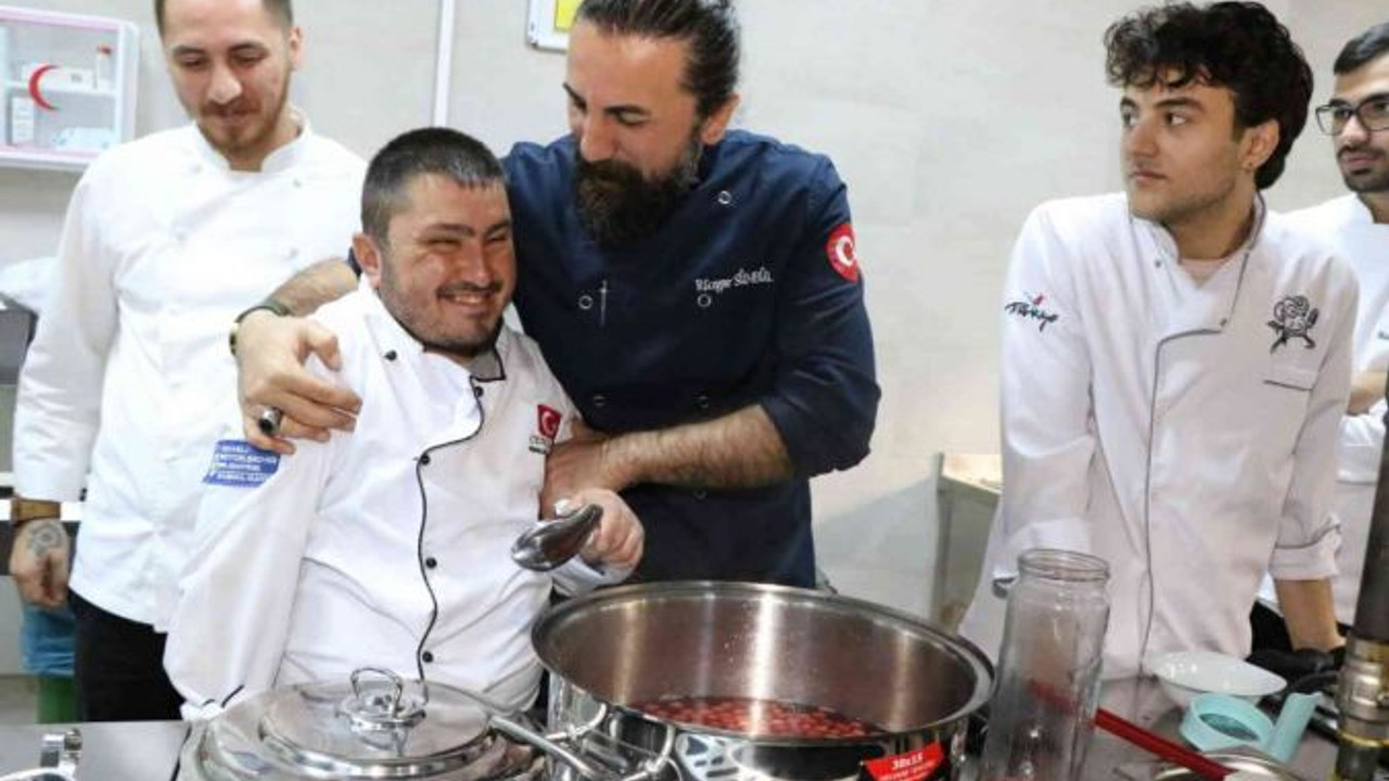 Özel öğrenciler yemek yarışmasında kıyasıya yarıştı