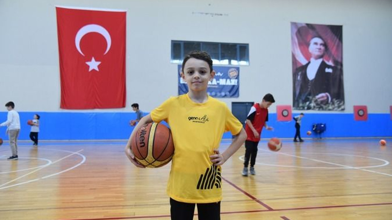 Kış spor okulları eğitimlere başladı