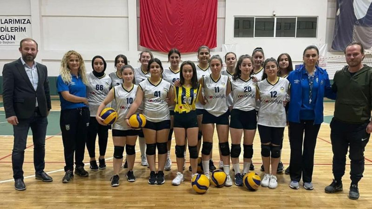 Derincespor galibiyetle başladı