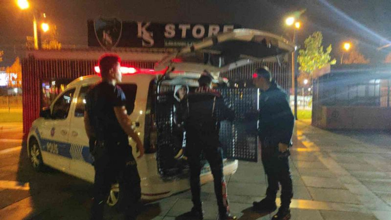 ’Ne bakıyorsun’ kavgasında çok sayıda kişi gözaltına alındı