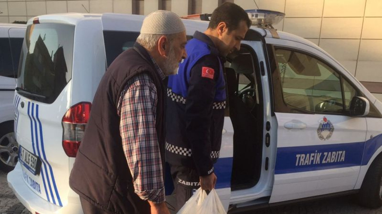 Büyükşehir zabıtasından yaşlılara yardım eli