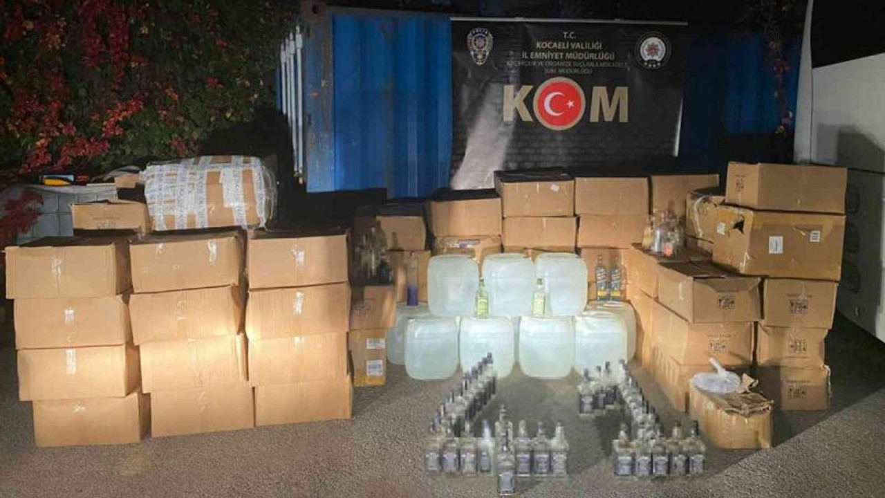 Yüzlerce litre kaçak alkol ele geçirildi