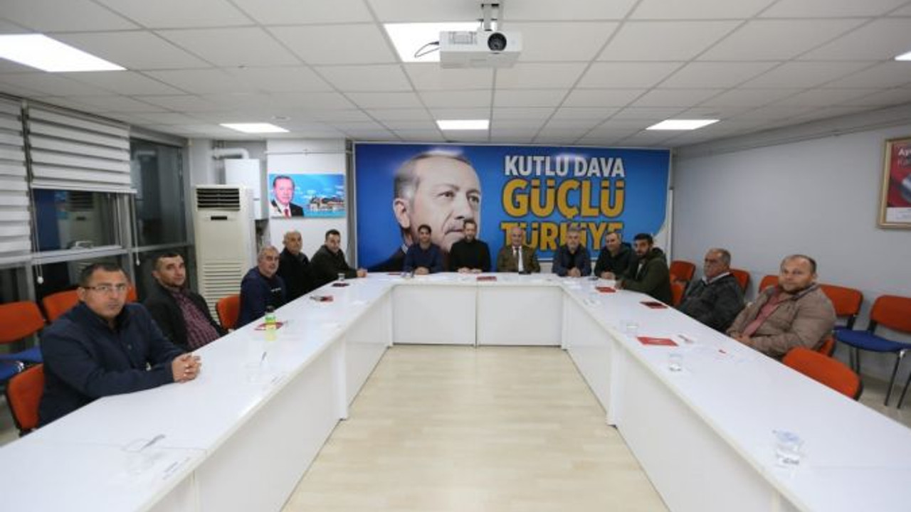 Başkan Zeki Aygün projelerini partililere anlattı