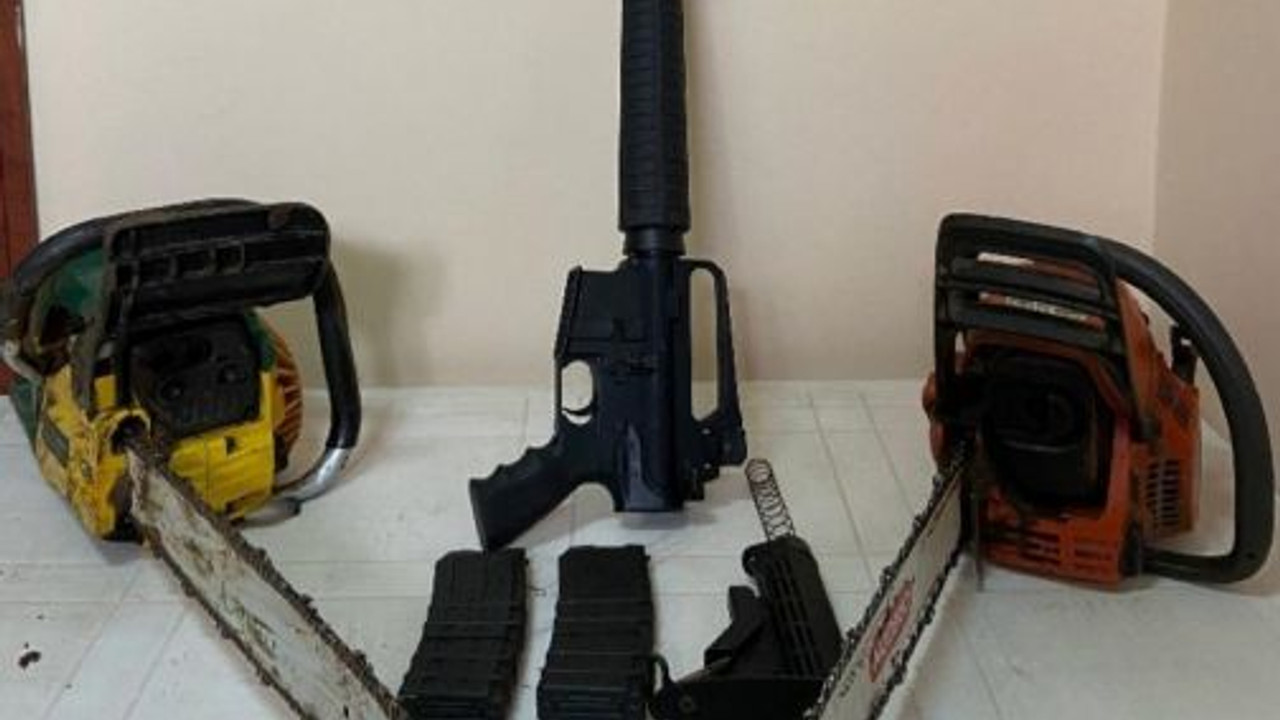 Av tüfeği ve odun kesme makinesi hırsızları yakalandı