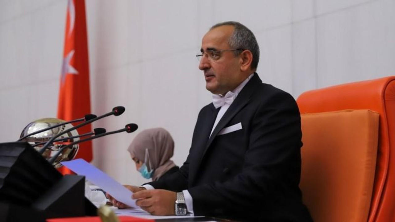 Meclis'te yine aynı sahneler: Akar "Susun artık" diyerek oturuma ara verdi