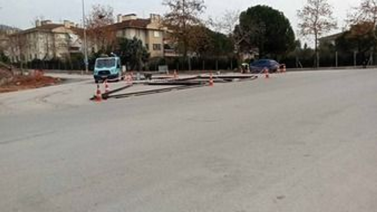 O mahallede kavşak çalışması