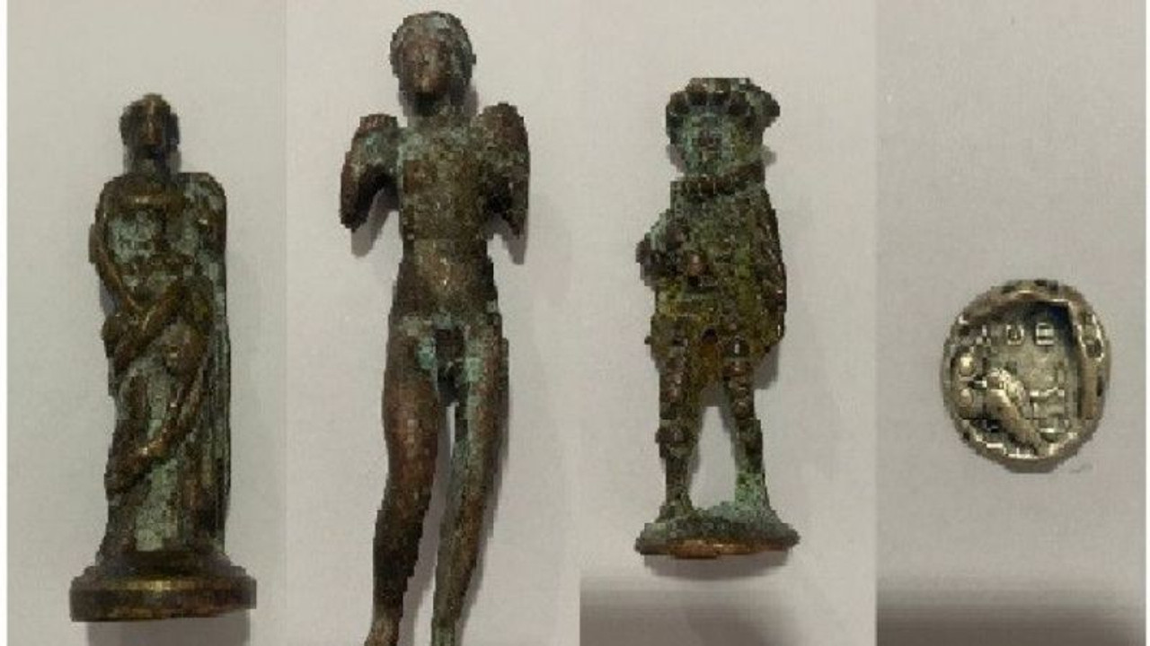 2 şüphelinin üstünde sikke ve 3 tarihi obje ele geçirildi