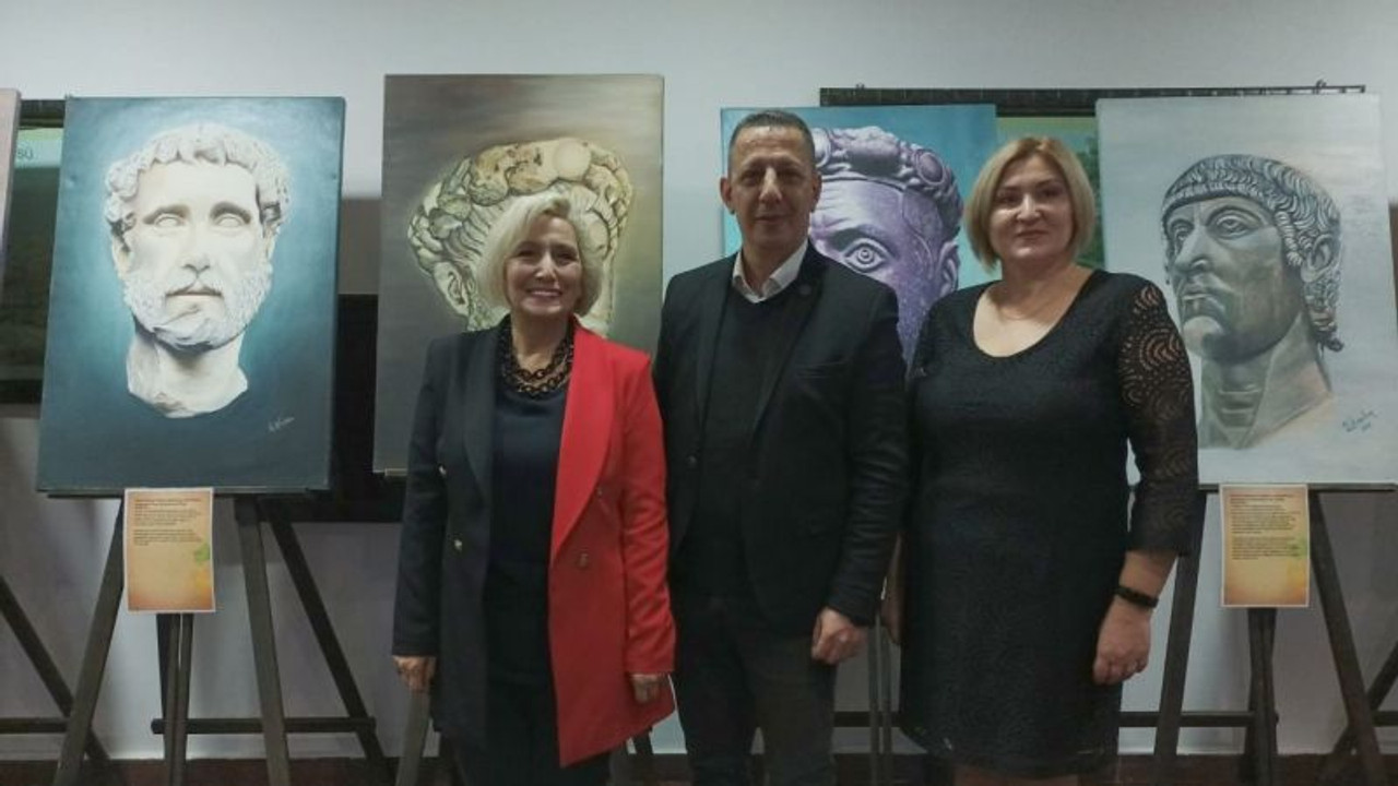 İzmit tarihine iz bırakanlar Arkeoloji Müzesi'nde açıldı