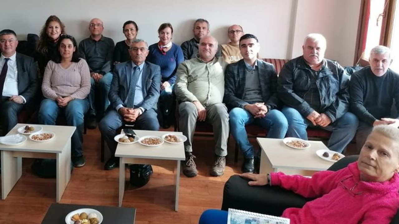 Tüm Bel-Sen 32 yaşında