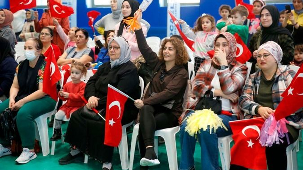 Büyükakın Voleybol Turnuvası'nda heyecana ortak oldu
