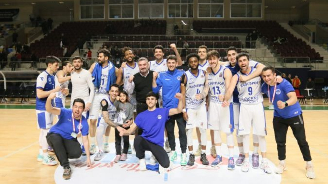 Kocaeli Büyükşehir Belediyesi Kağıtspor: 73 - Fenerbahçe Koleji: 64