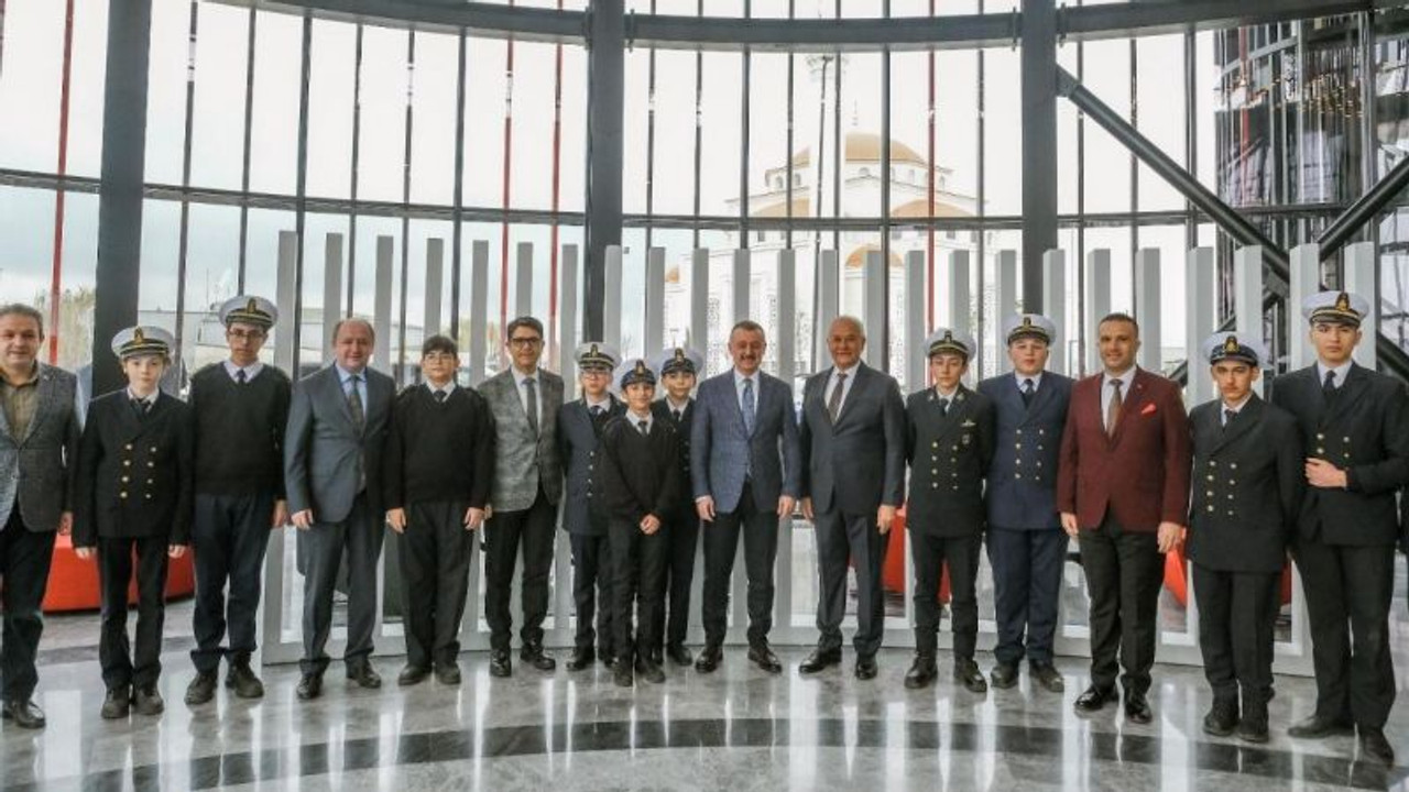 DTO Kocaeli, yılın son meclisini Büyükakın’ın katılımıyla yaptı