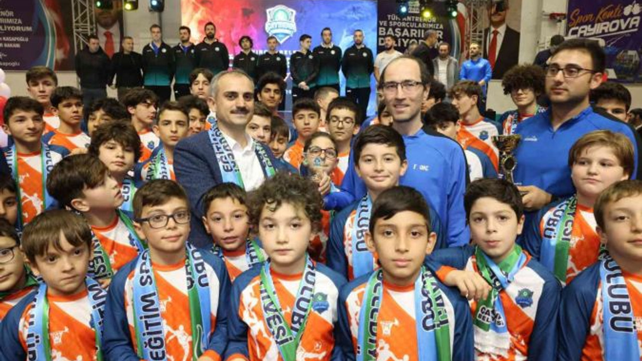 O spor kulübü için onur gecesi!