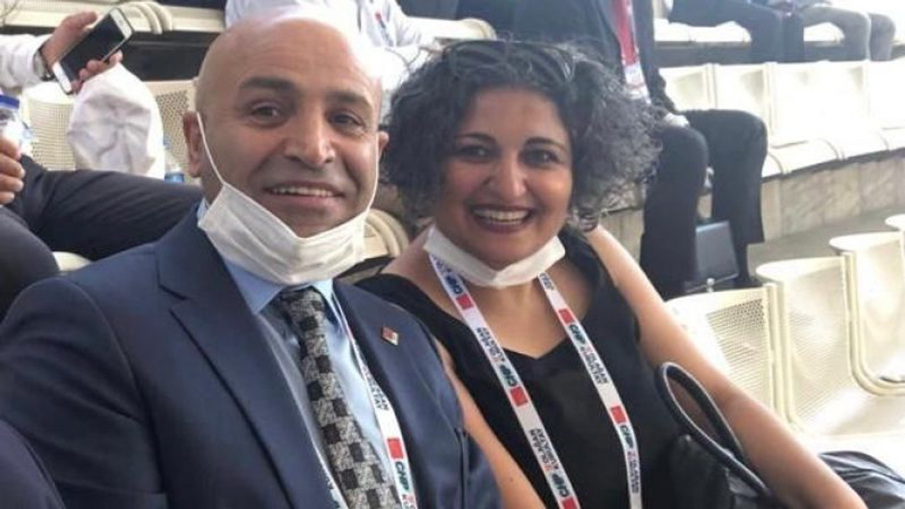 Yeni CHP Körfez İlçe Başkanı'nı ilk kutlayan kişi, eski başkan oldu!