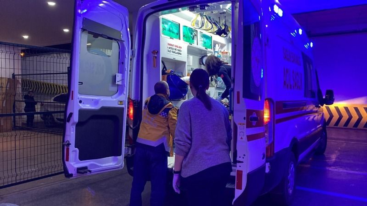 Otomobil çarptı ağır yaralandı