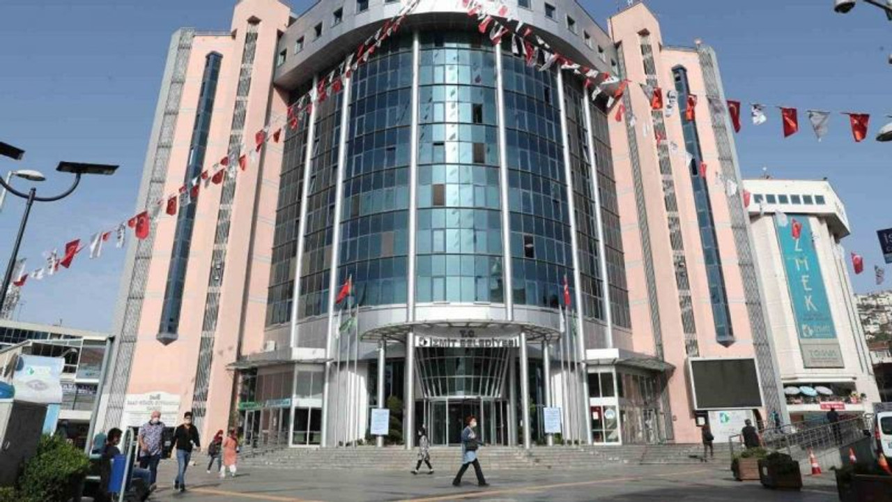 İzmit Belediyesi’nden deprem bölgesine yardım kampanyası
