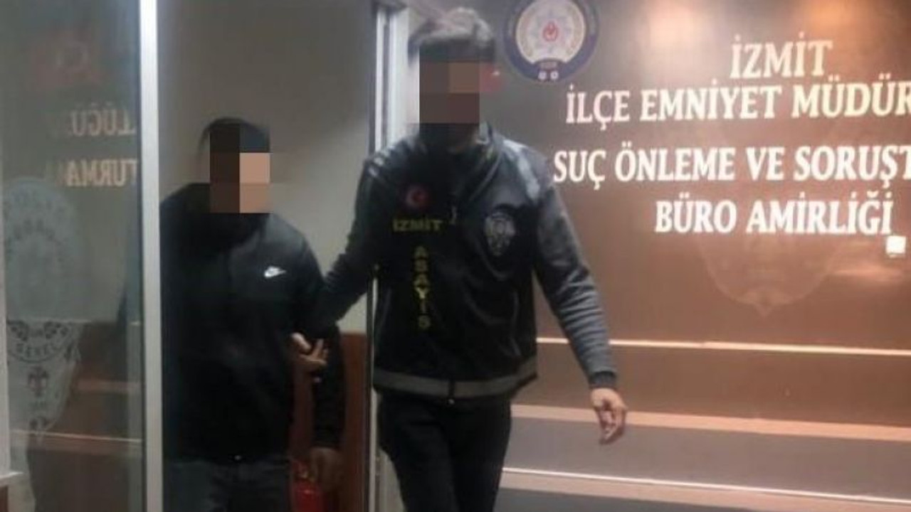 Tramvay şantiyesinden kablo çalarken yakalandılar