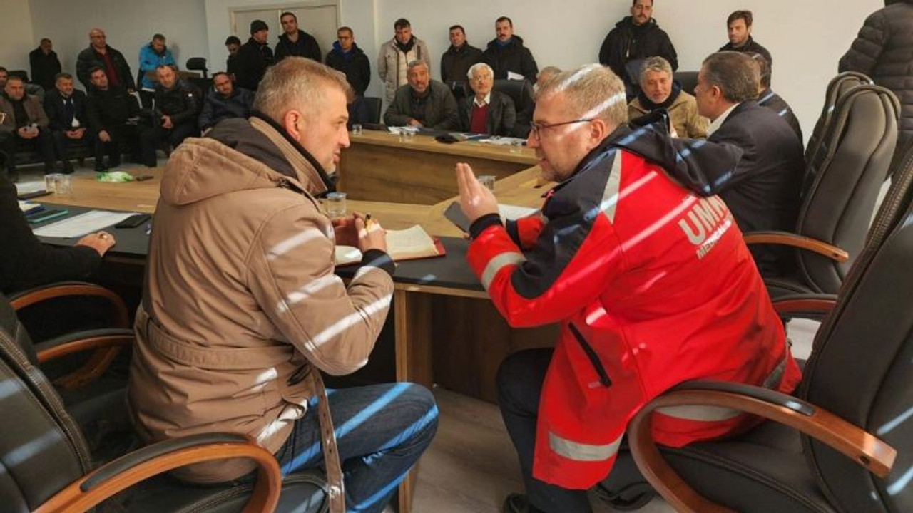 Sezer'e deprem bölgesinde önemli görev
