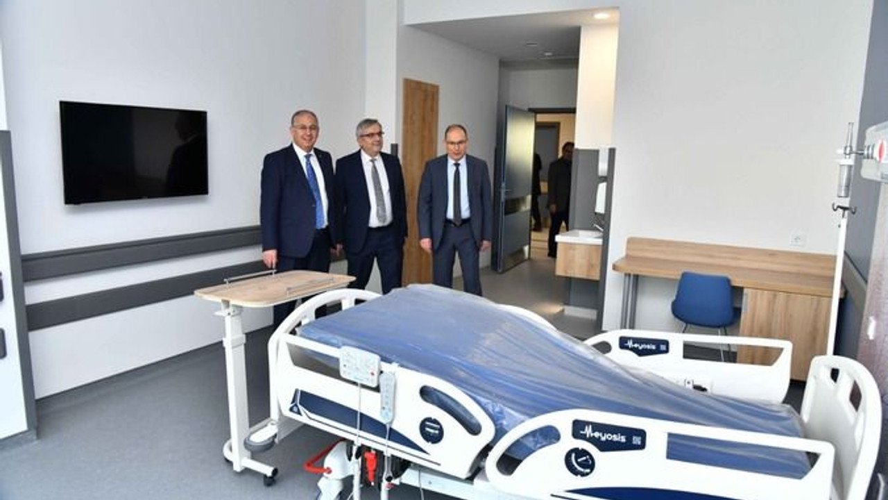 Rektör Cantürk'ten Kocaeli Şehir Hastanesi'ne ziyaret!