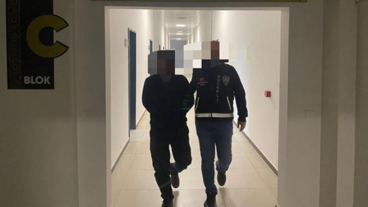 Hırsızlık suçundan aranan 2 hükümlü yakalandı