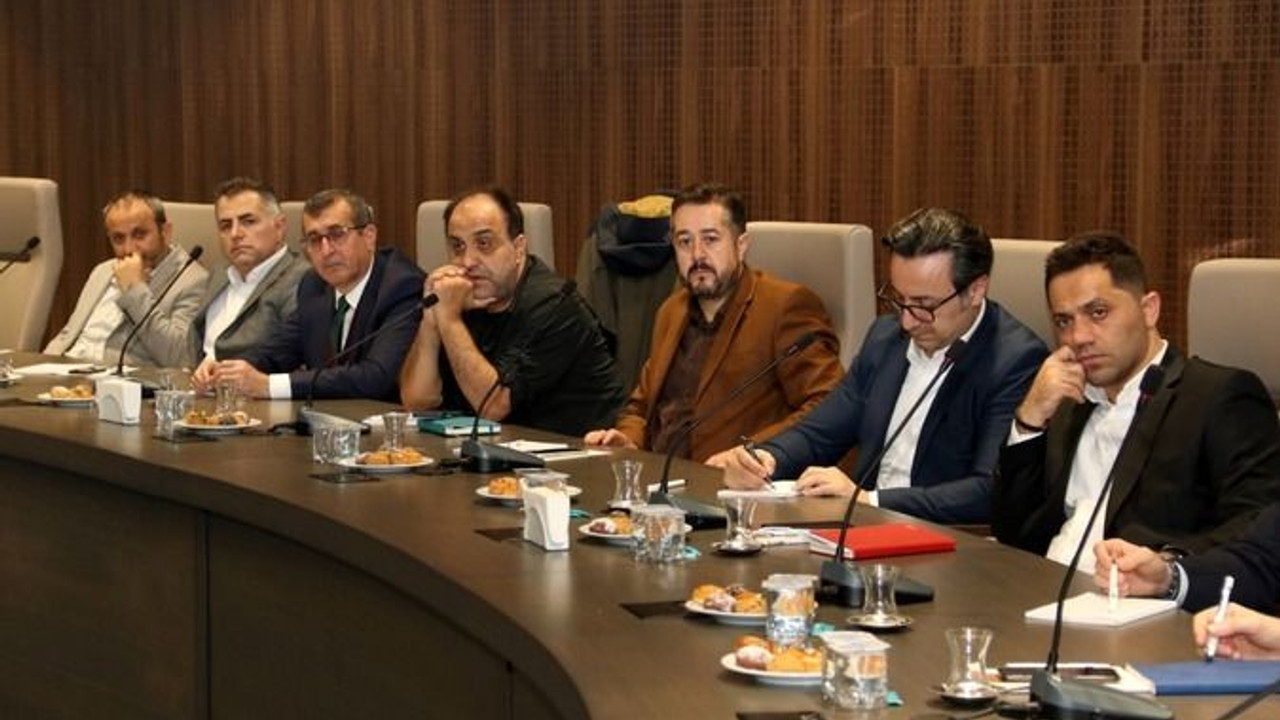 Büyükşehir'in o toplantısında deprem konuşuldu!