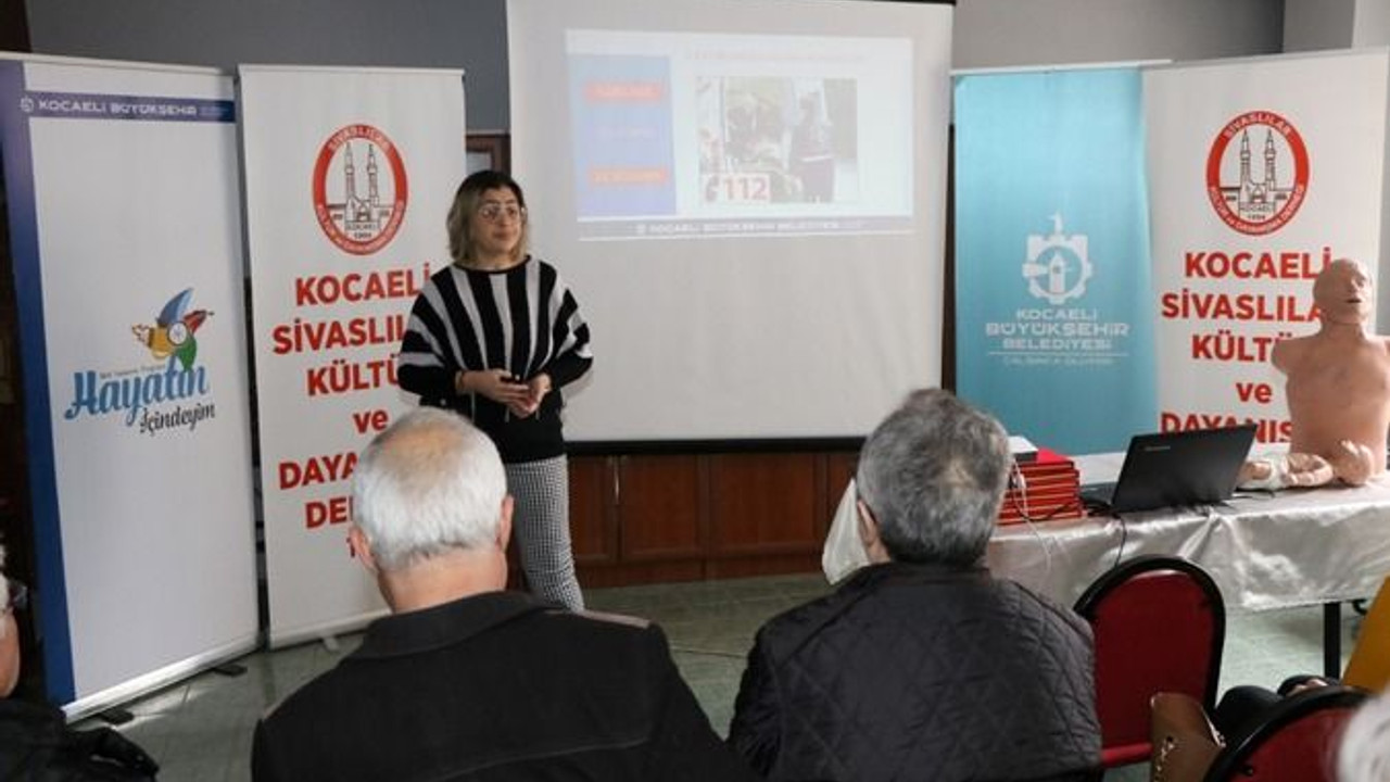Büyükşehir’den yaşlılara yönelik afetlerde ilk yardım eğitimi