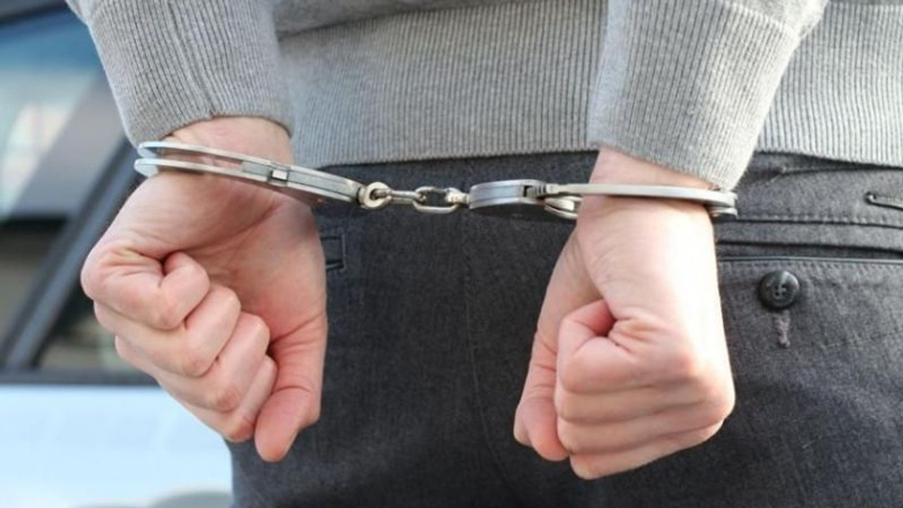 Yıkılan binalarla ilgili 279 kişi tutuklandı