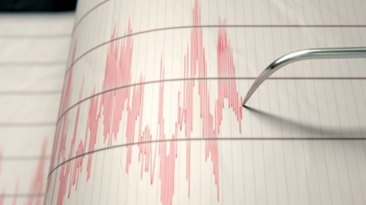 Afyonkarahisar 'da korkutan deprem