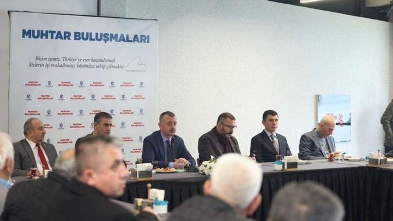 Başkan Büyükakın muhtarlarla buluştu