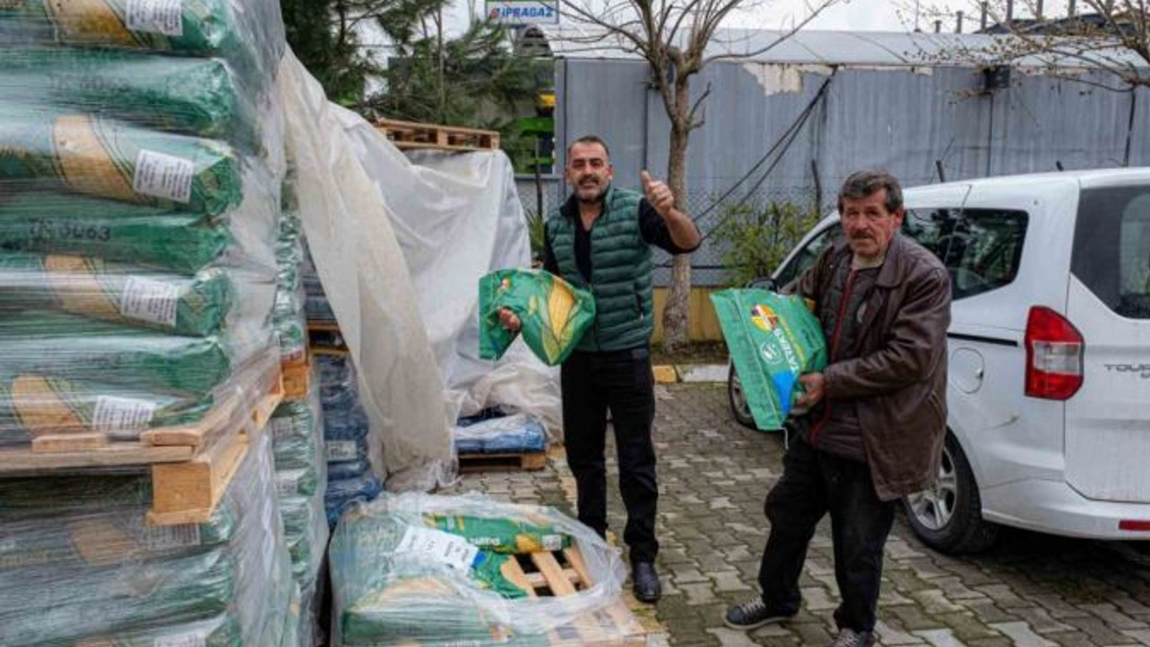 Büyükşehir'den çiftçilere tohum desteği