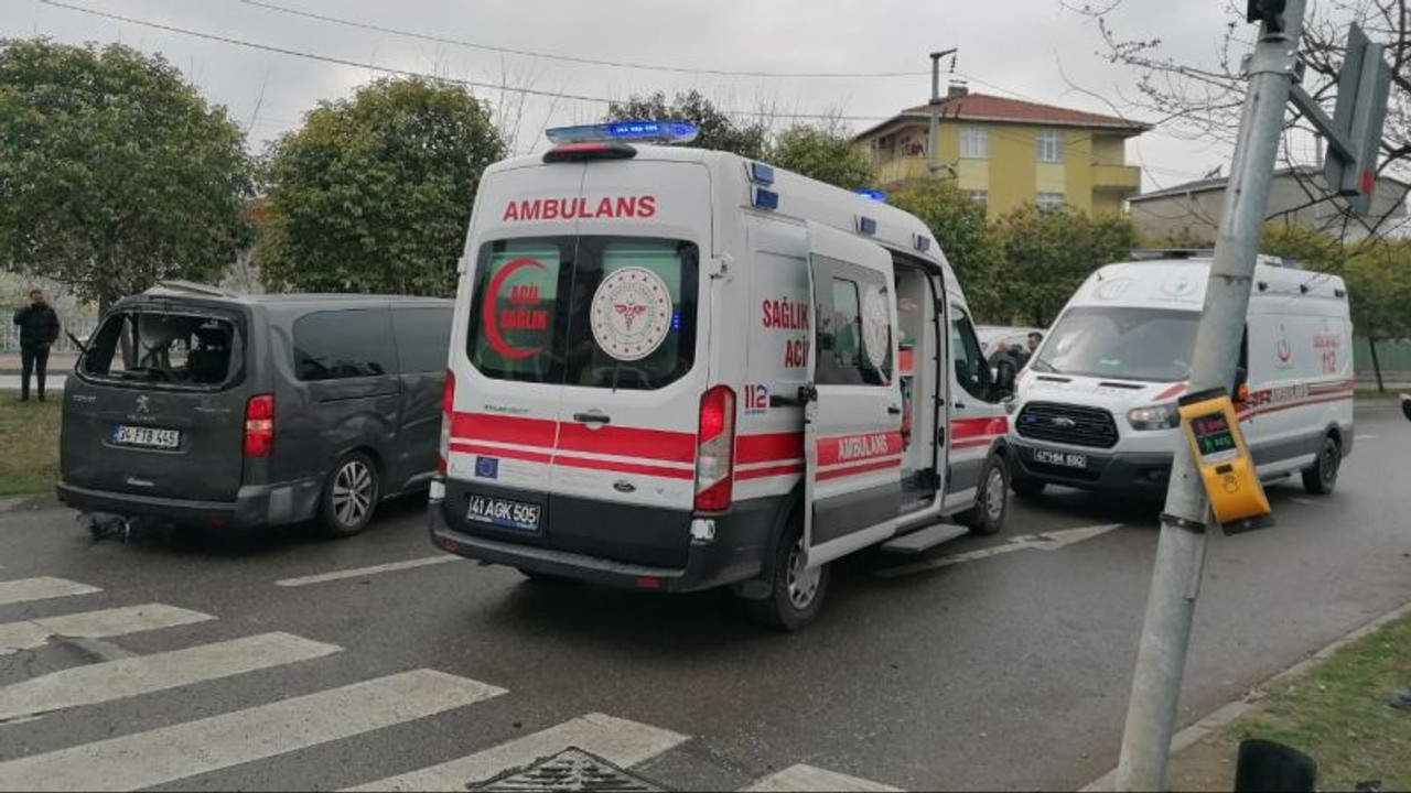 Kocaeli'de korkutan kaza yaralılar var