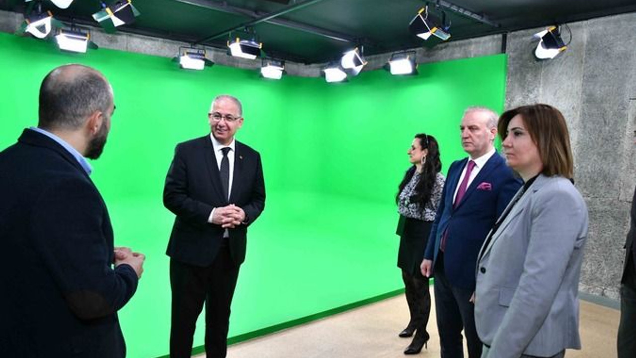 KOÜ Rektörü, İletişim Fakültesi Akademik Kuruluna katıldı