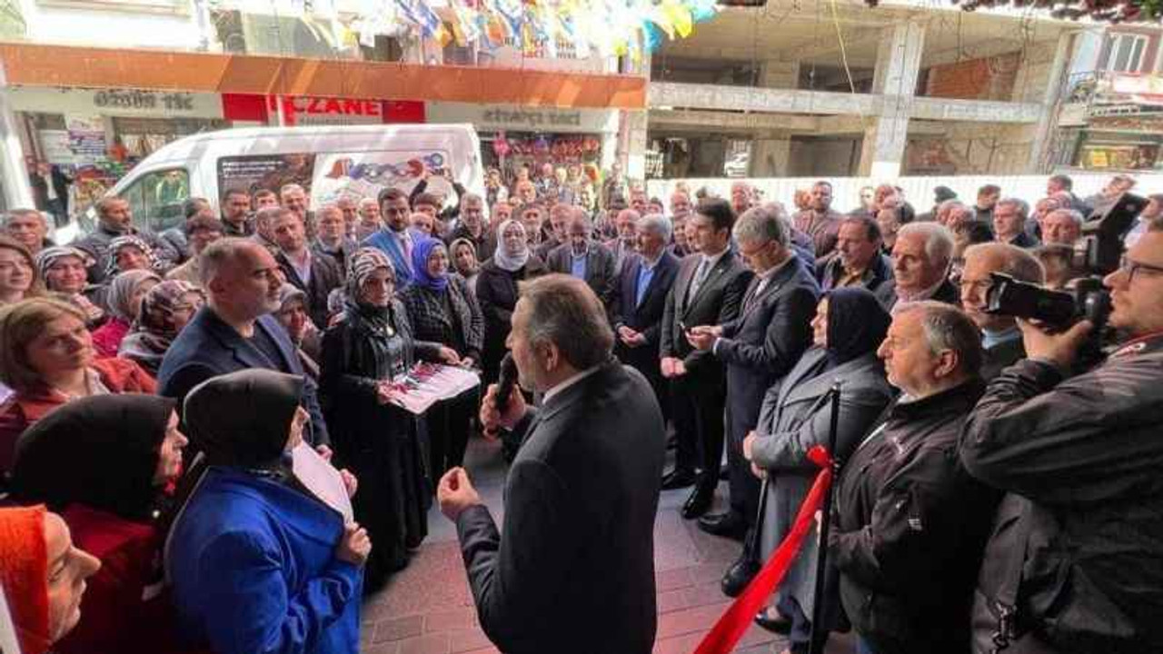 AKP Karamürsel’de SKM açtı