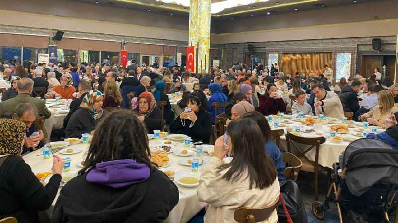 MHP’liler iftar yemeğinde şehit aileleri ve gazilerle buluştu