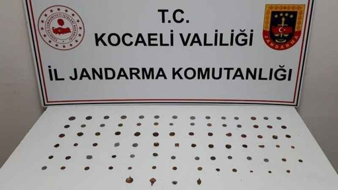 Kocaeli'de 82 sikke ele geçirildi