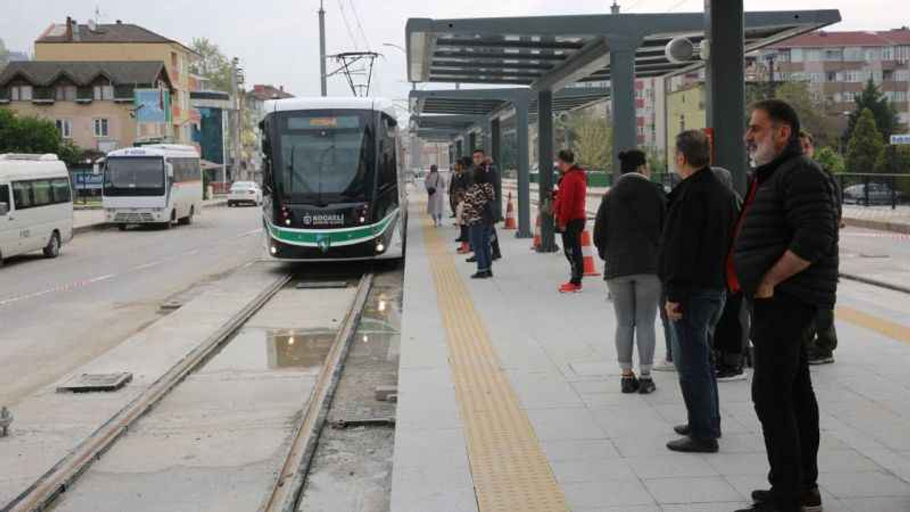 Kuruçeşme tramvay hattında seferler başladı