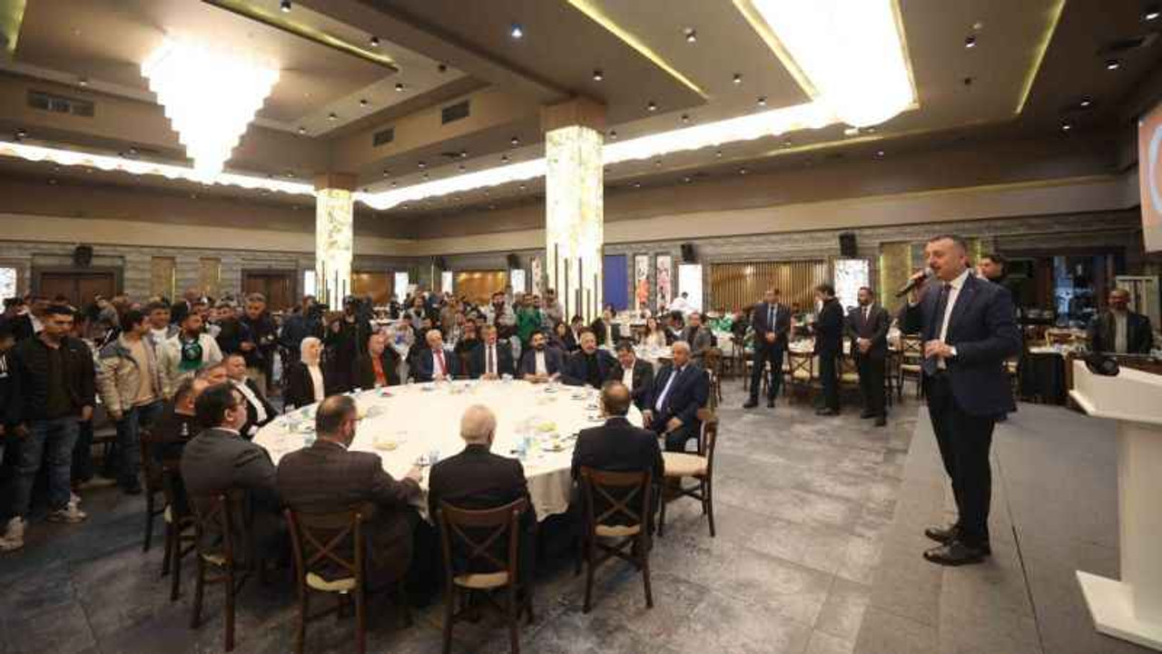Başkan Büyükakın, Romanlarla iftar yaptı