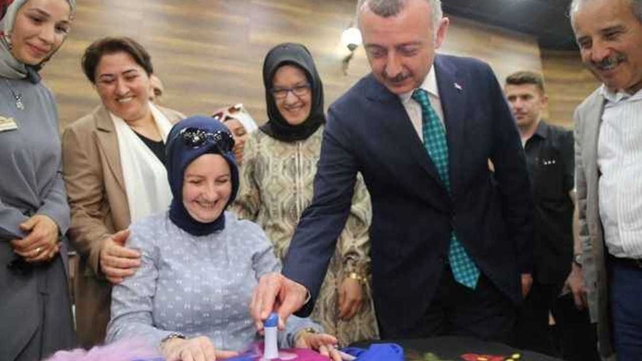 KO-MEK ilçe sergileri başlıyor