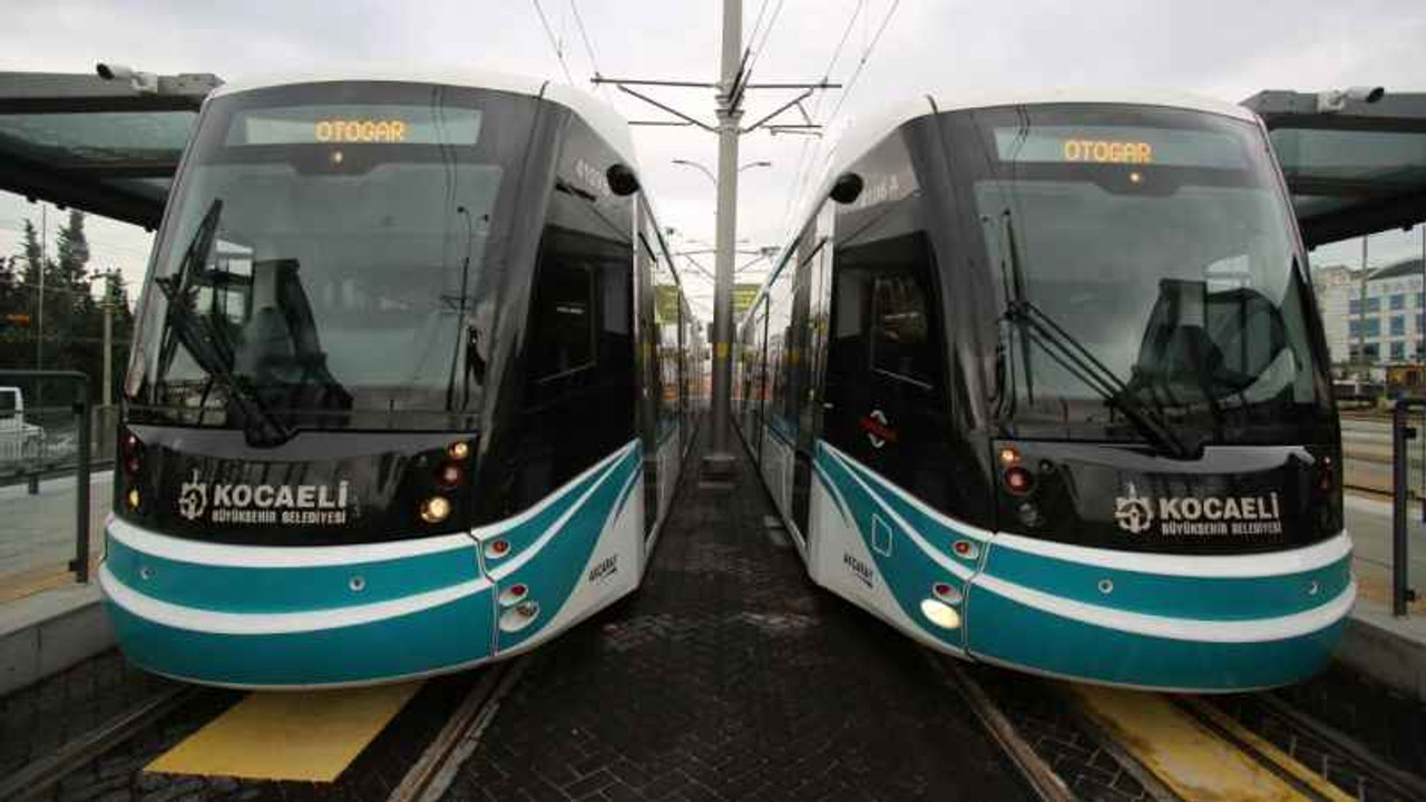 Yeni tramvay araçları için imzalar atıldı